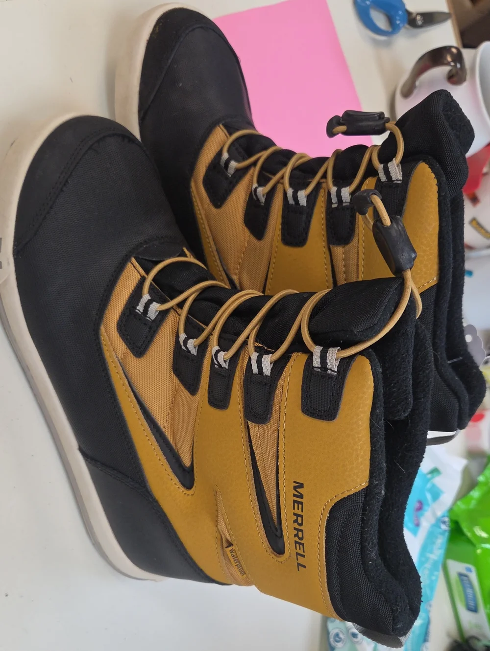 Merrell Men’s Black and Mustard Lace-Up Outdoor Boots